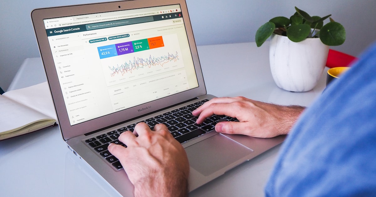 News-Analyse zu Google Discover und Core Update Entwicklungen